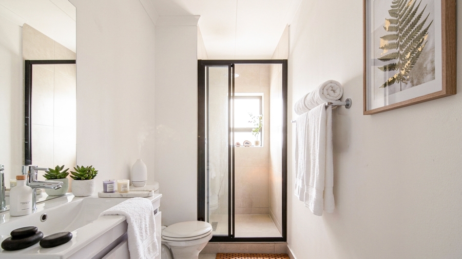 To Let 2 Bedroom Property for Rent in Vredekloof East Western Cape